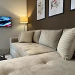 Centre For 4 Guests & Parking * بلوفديف