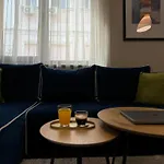 Centre For 4 Guests & Parking بلوفديف