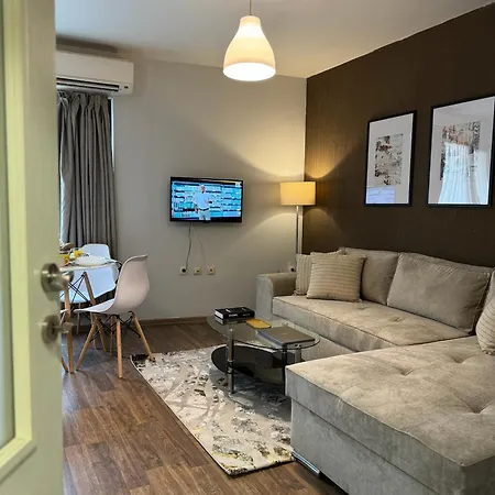 Centre For 4 Guests & Parking Plovdiv