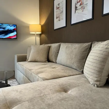 Centre For 4 Guests & Parking * Plovdiv