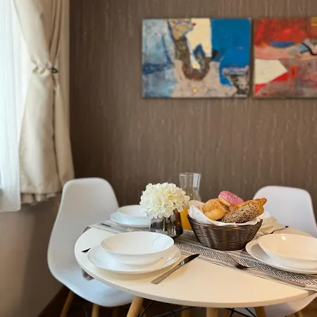 Apartmán Centre For 4 Guests & Parking *