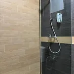 Centre For 4 Guests & Parking *