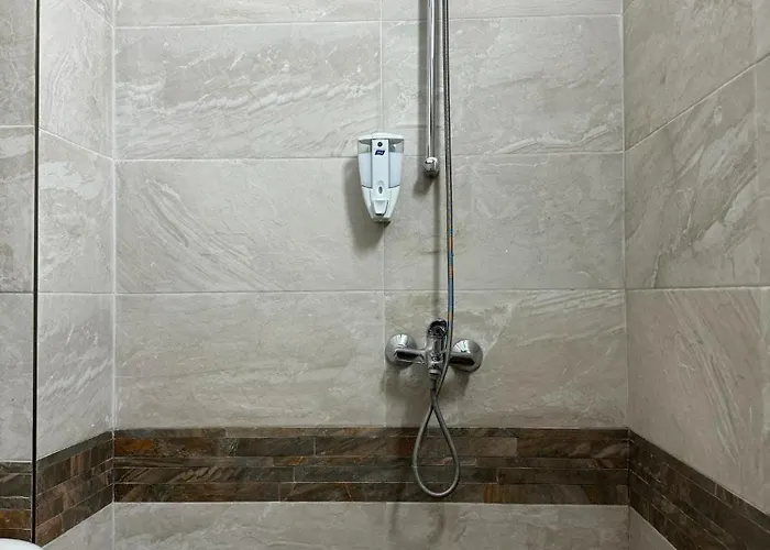 شقة Centre For 4 Guests & Parking بلوفديف