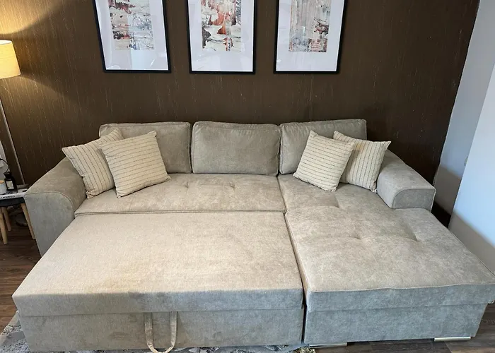 Centre For 4 Guests & Parking شقة بلوفديف