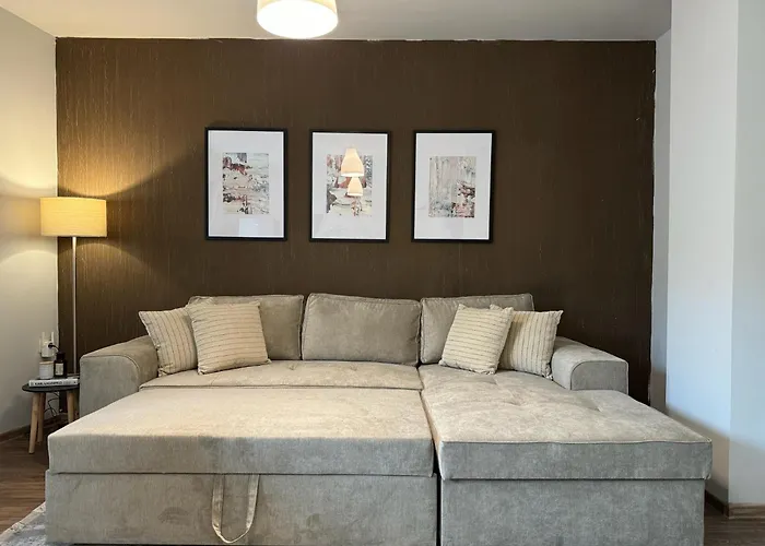 شقة Centre For 4 Guests & Parking بلوفديف