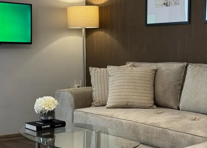 شقة Centre For 4 Guests & Parking بلوفديف