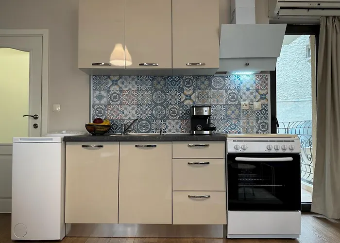 Centre For 4 Guests & Parking شقة بلوفديف