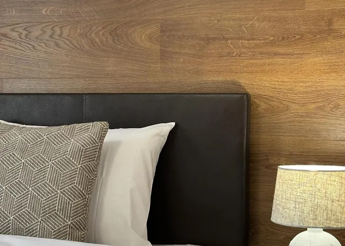 شقة Centre For 4 Guests & Parking بلوفديف